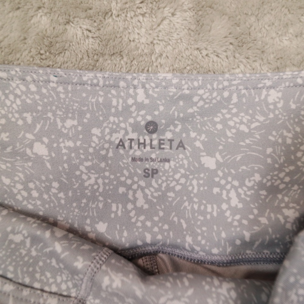 Athleta Women's Gray White Floral Mid Rise Primrose Chaturanga Leggings Small - Picture 3 of 10